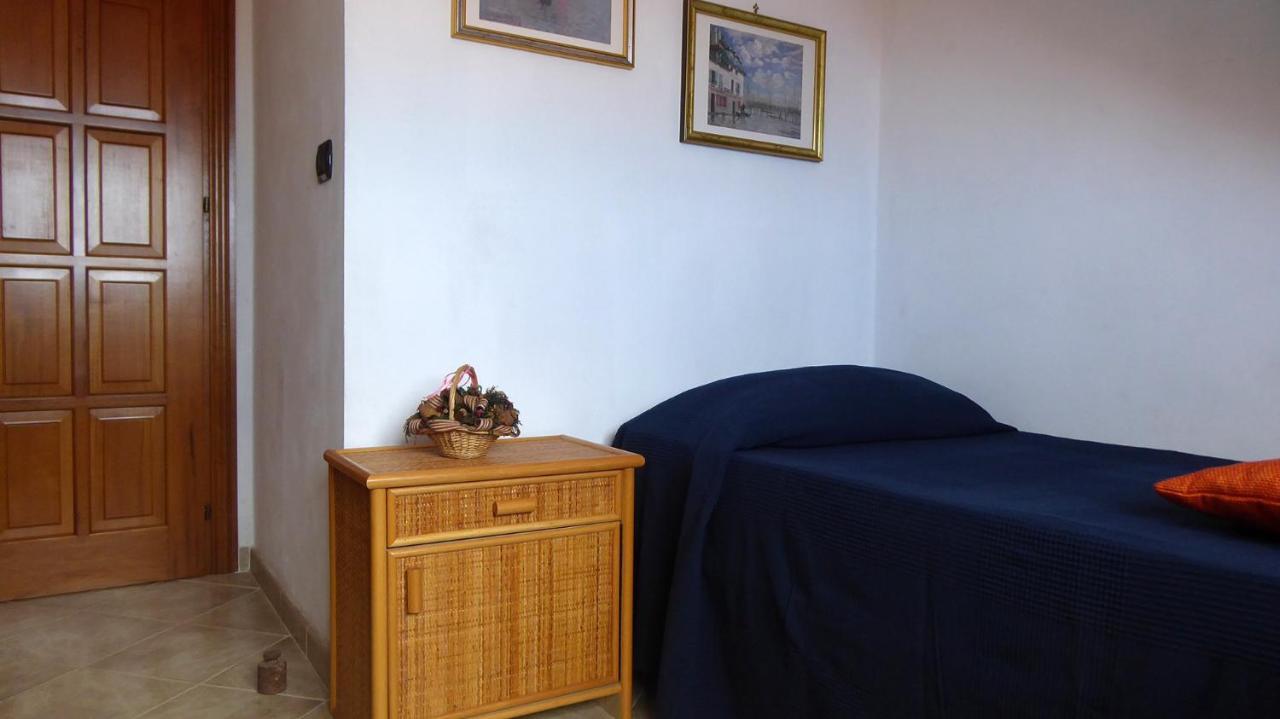 Appartamento Panoramico Santa Domenica ซานตาโดเมนิกา ภายนอก รูปภาพ