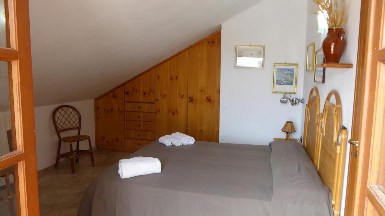 Appartamento Panoramico Santa Domenica ซานตาโดเมนิกา ภายนอก รูปภาพ