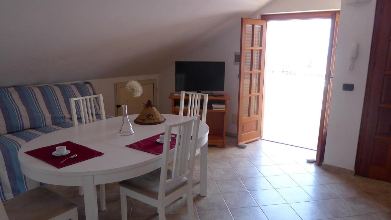 Appartamento Panoramico Santa Domenica ซานตาโดเมนิกา ภายนอก รูปภาพ