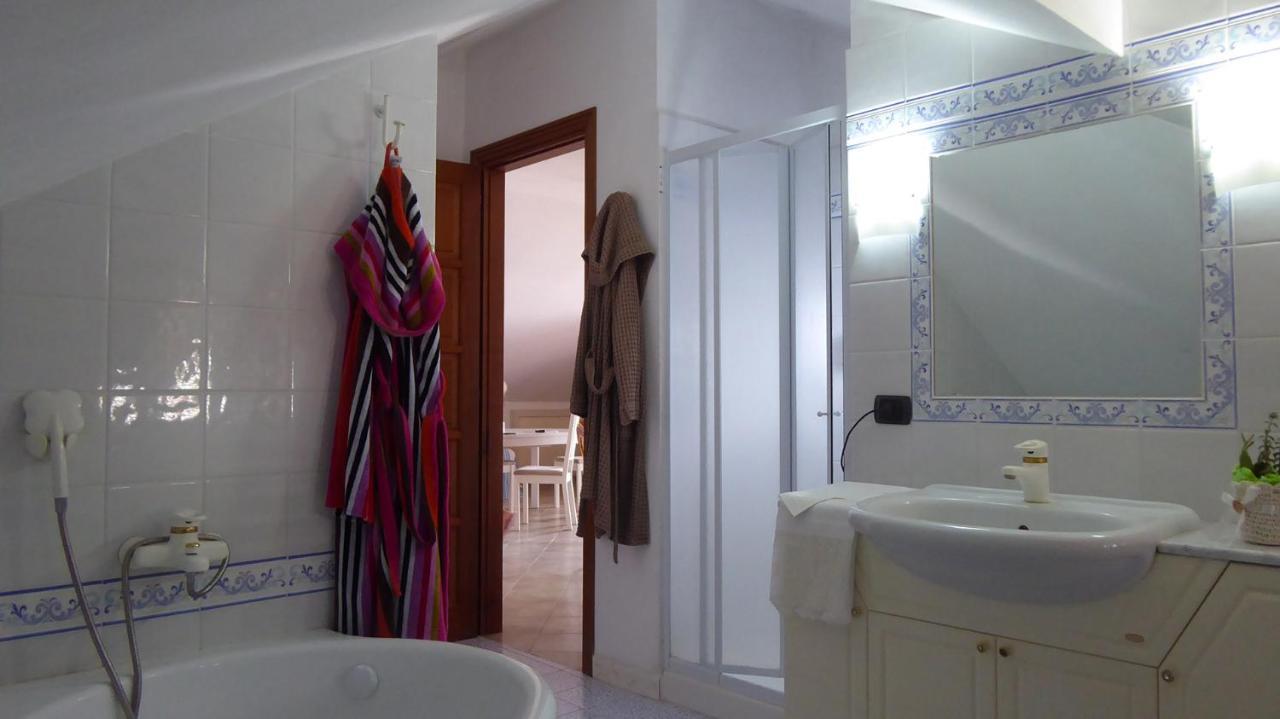 Appartamento Panoramico Santa Domenica ซานตาโดเมนิกา ภายนอก รูปภาพ