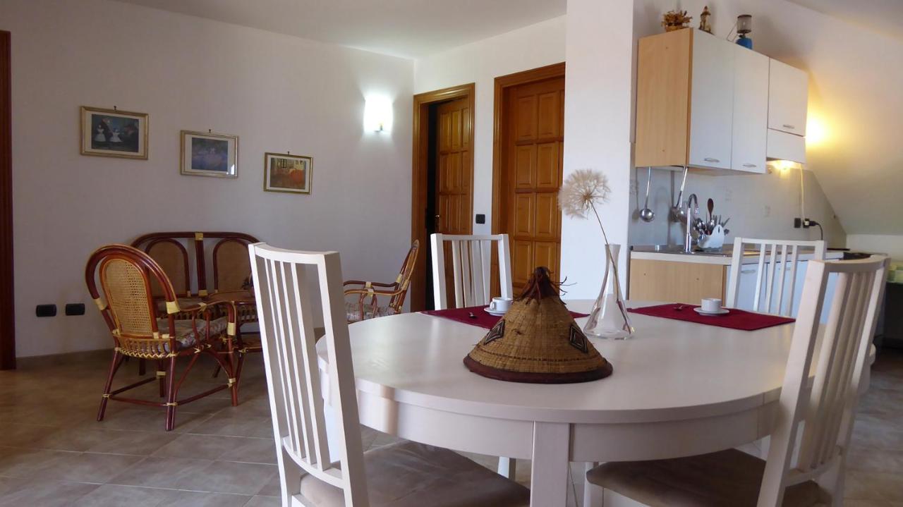 Appartamento Panoramico Santa Domenica ซานตาโดเมนิกา ภายนอก รูปภาพ