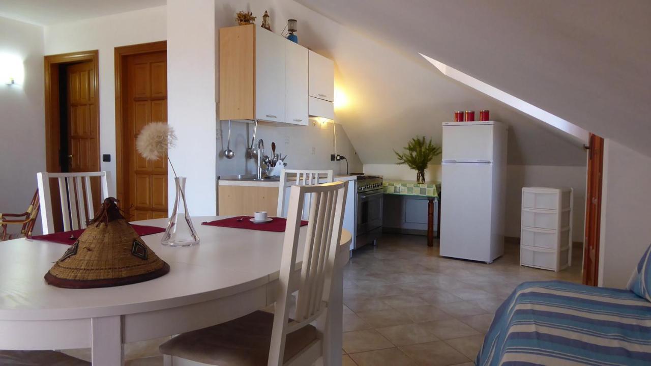 Appartamento Panoramico Santa Domenica ซานตาโดเมนิกา ภายนอก รูปภาพ
